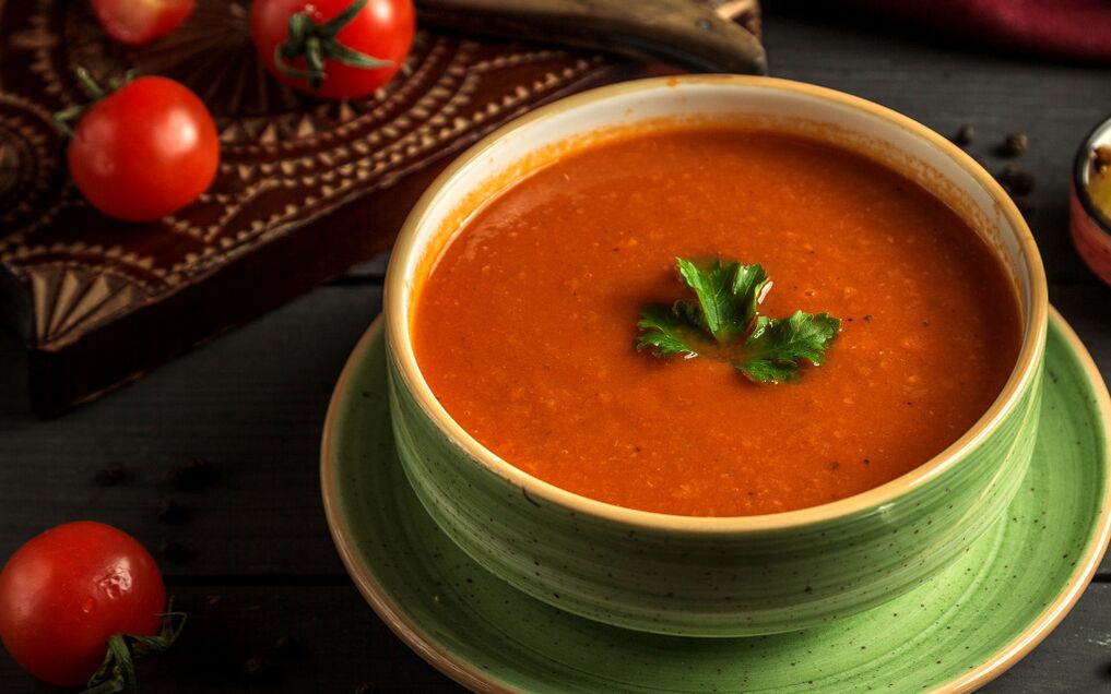 sopa de verduras en puré para adelgazar adecuadamente
